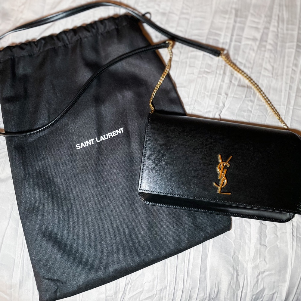 AUTHENTIC CASSANDRE SAINT LAURENT PHONE HOLDER WITH STRAP IN SMOOTH LEATHER - Picture 2 of 7